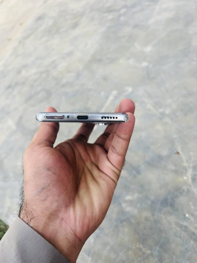 TECHNO CAMON 40 PRO 6