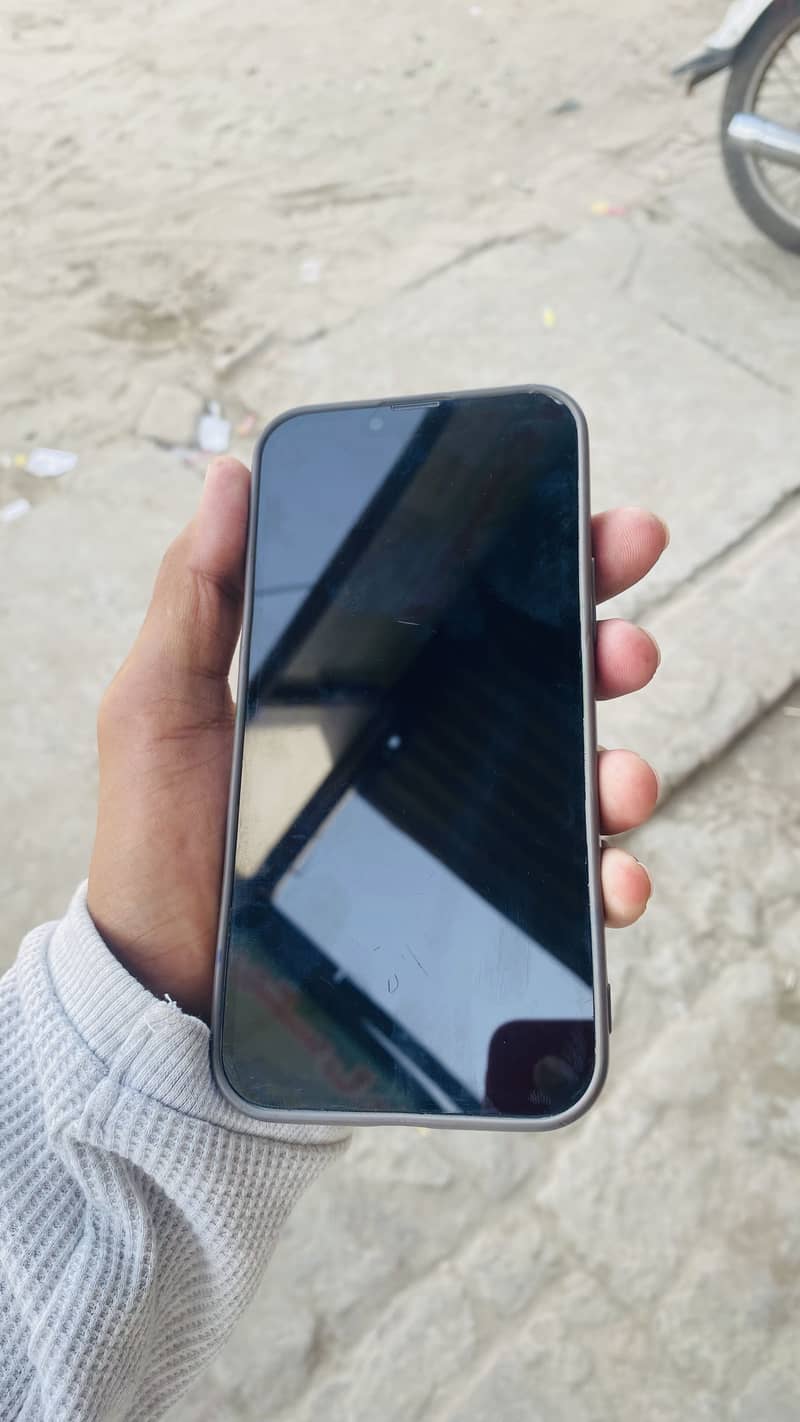 Apple iPhone 14 plus 0