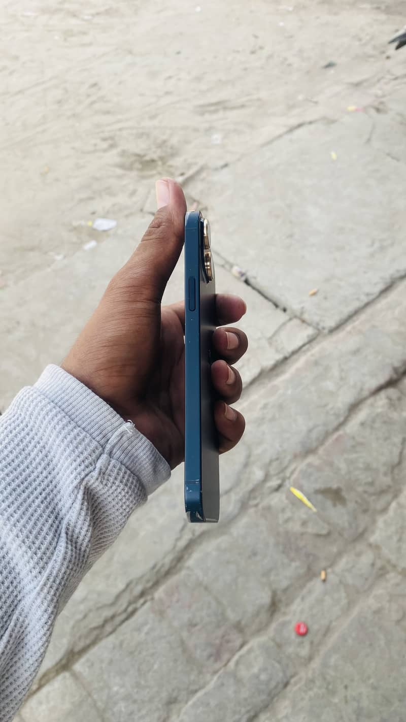 Apple iPhone 14 plus 1