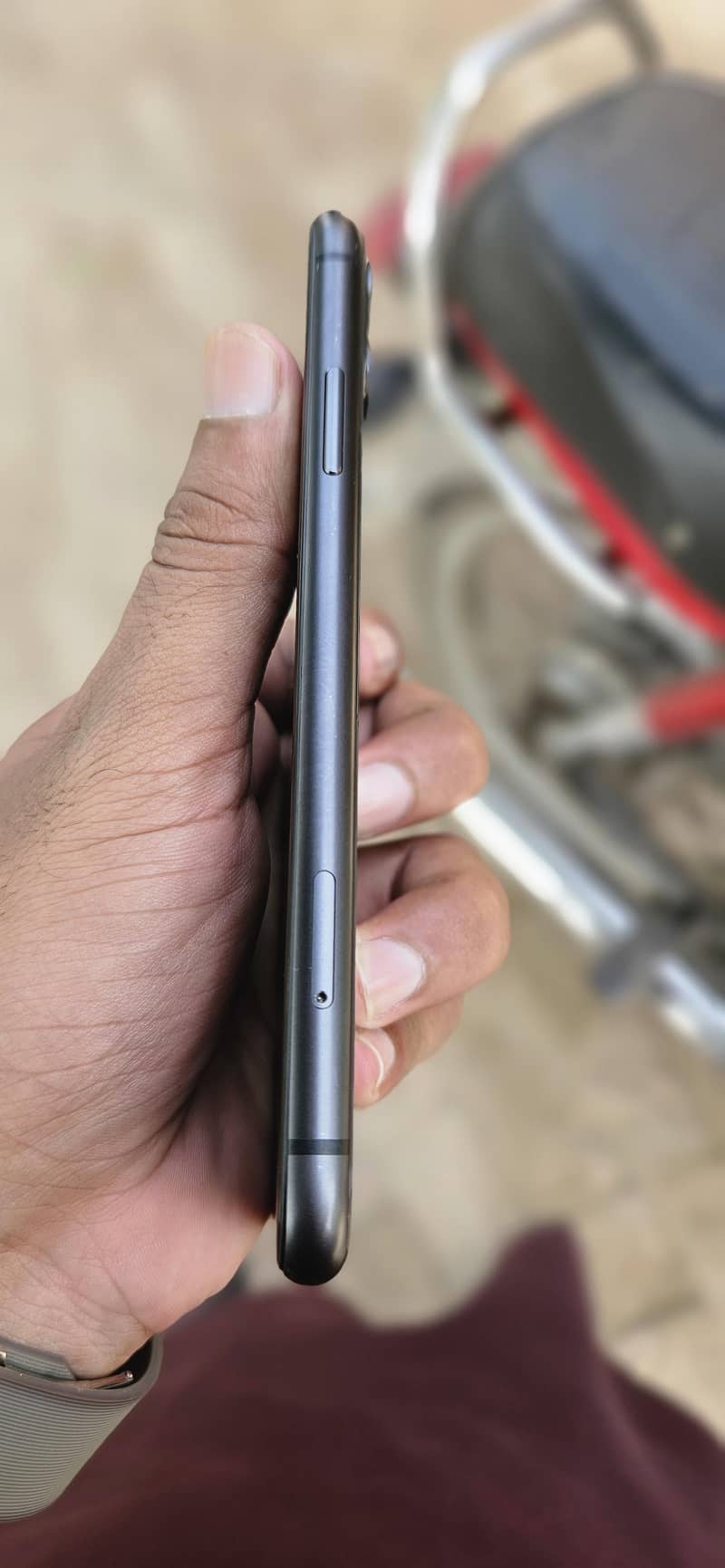 Apple iPhone 11 5