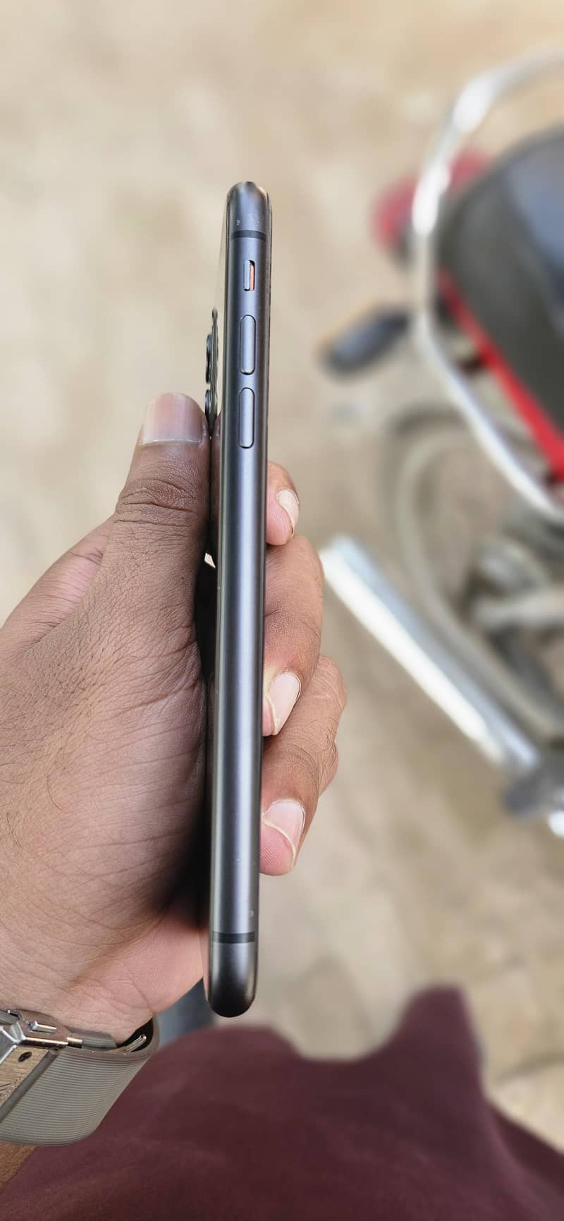 Apple iPhone 11 7