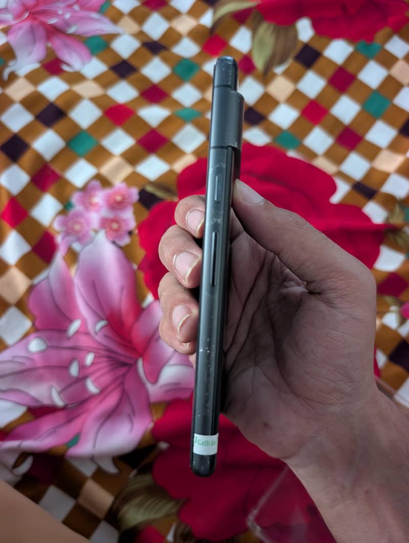 Google Pixel 7 3