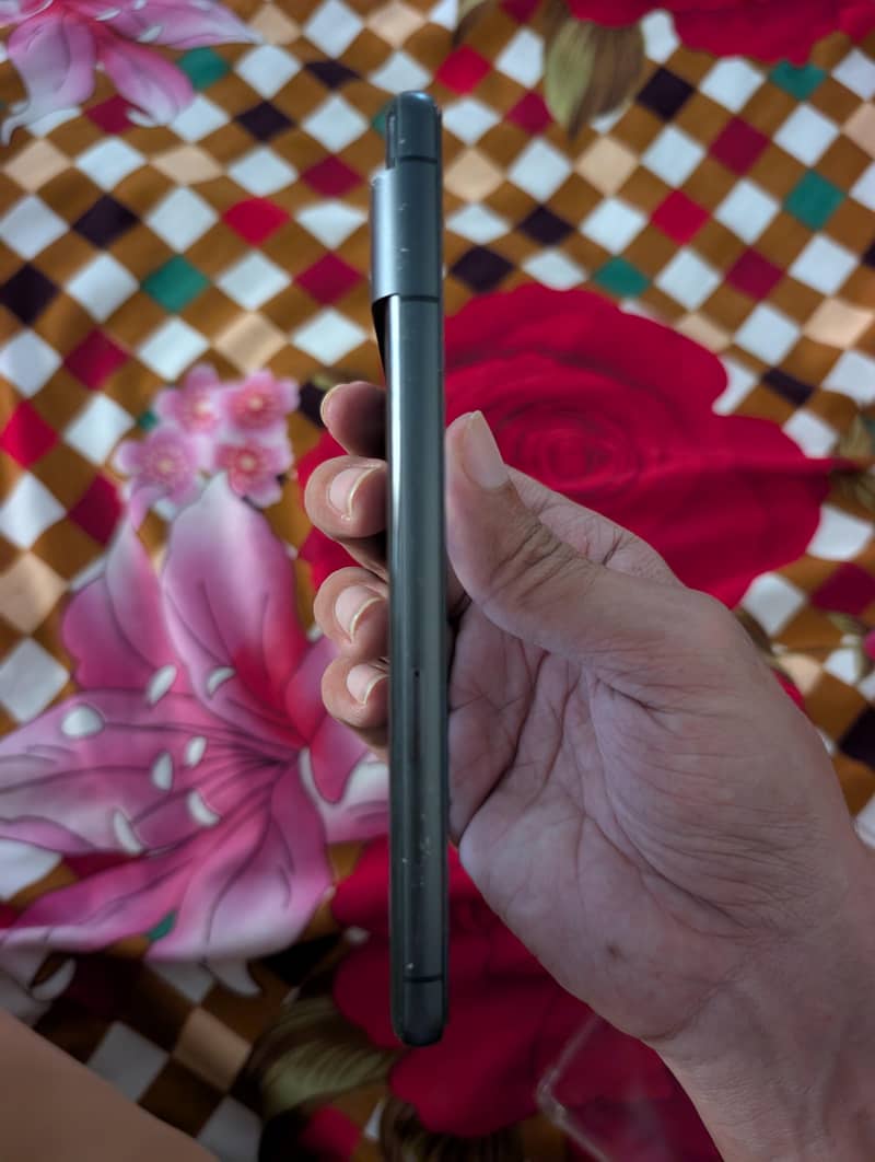 Google Pixel 7 5