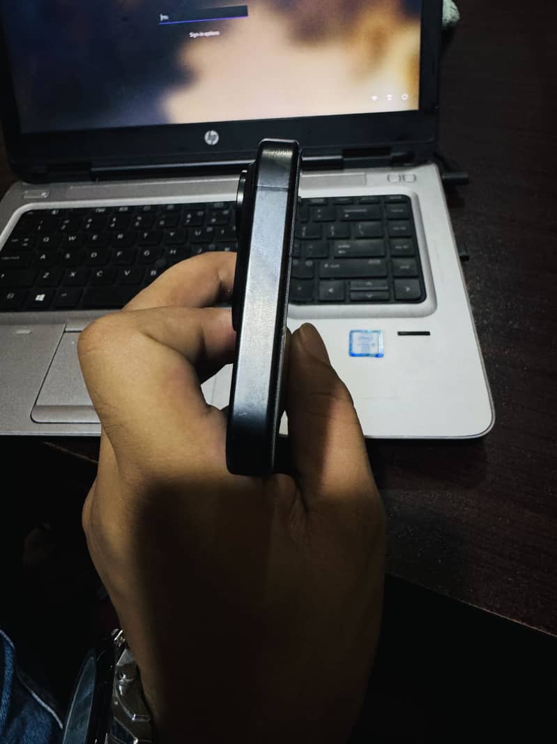 Apple iPhone 15 Pro 3
