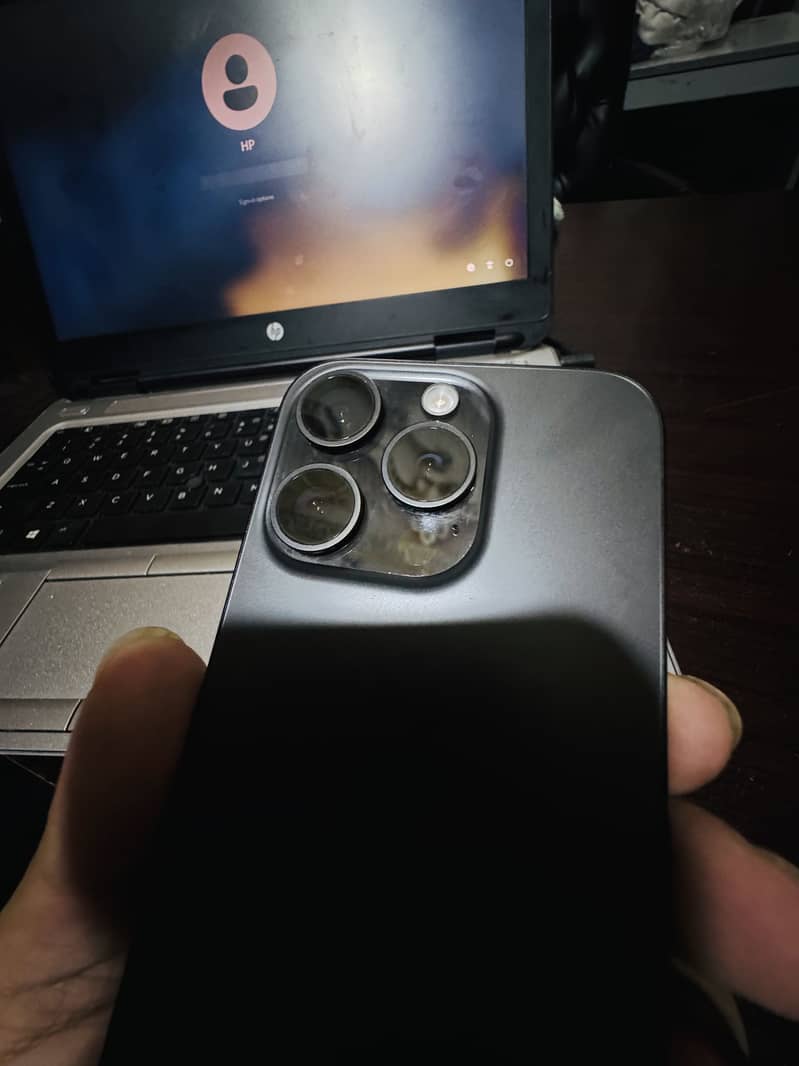 Apple iPhone 15 Pro 6