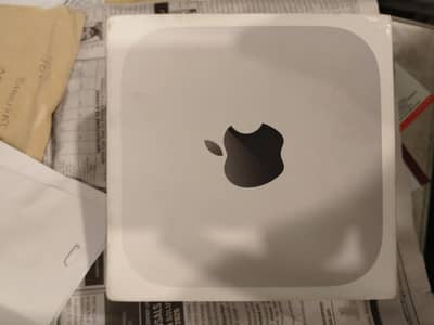 Apple mac mini with m4 chip 16 gb ram 256 gb ssd