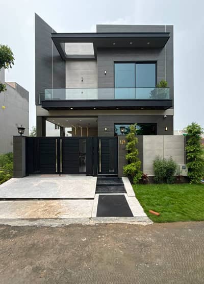 5 MARLA MODERN DESIGN ELEGANT HOUSE FOR SALE DHA LAHORE PHASE 9 TOWN