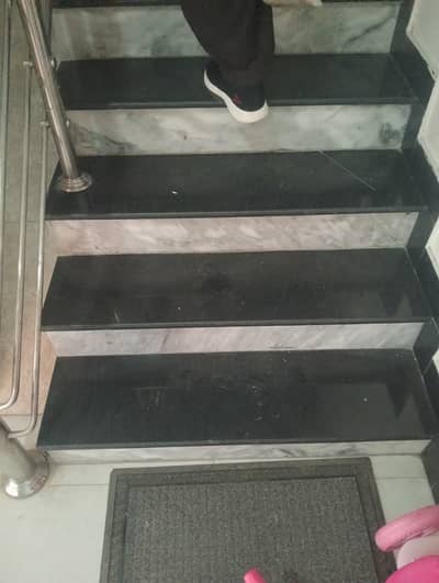 7marla 5beds neat and clean house for rent in G 13 2 islamabad