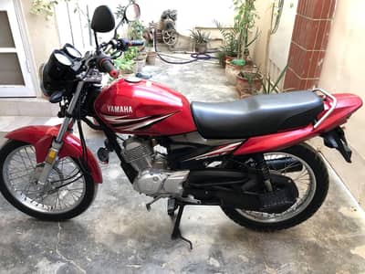 Yamaha YB-125Z Available in Mint Condition