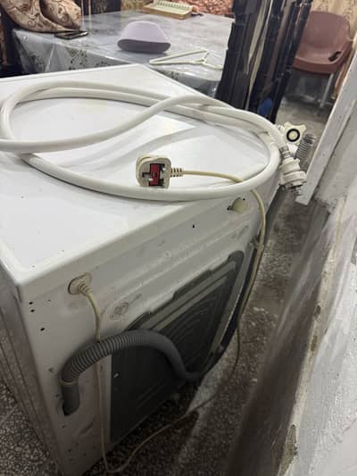 LG 7 KG washing machine