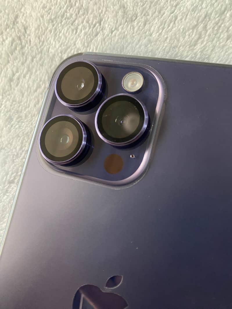 Apple iPhone 14 Pro Max 3