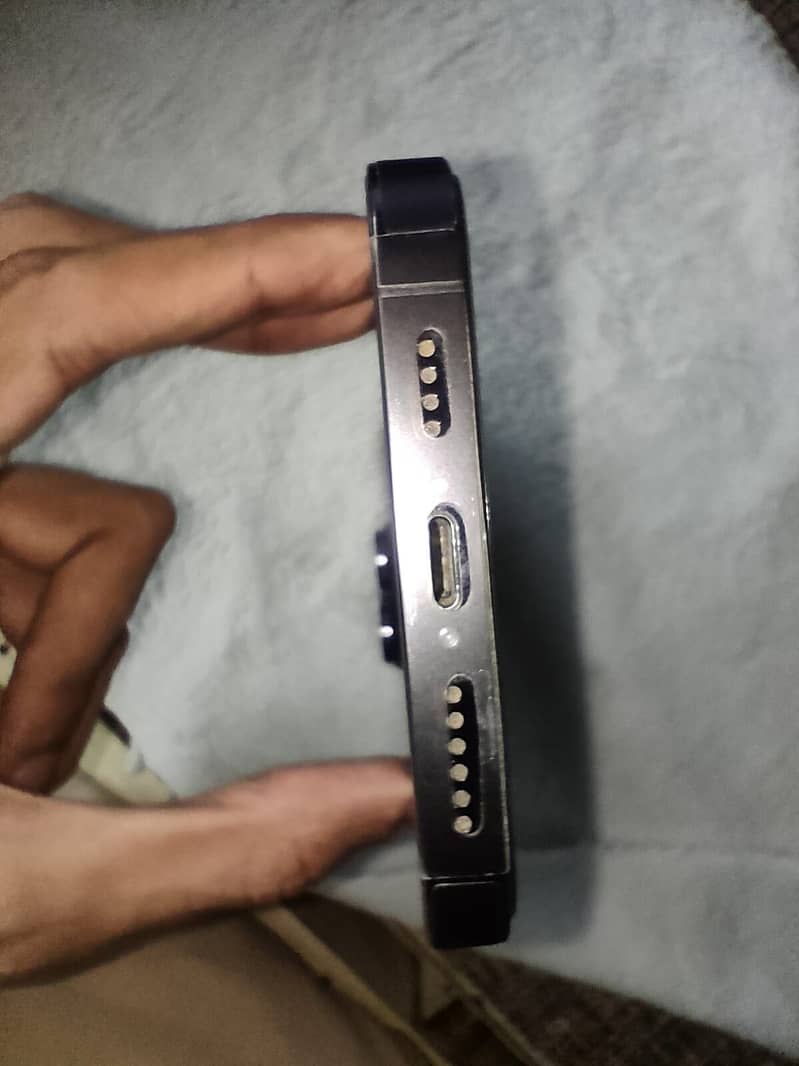 Apple iPhone 14 Pro Max 7