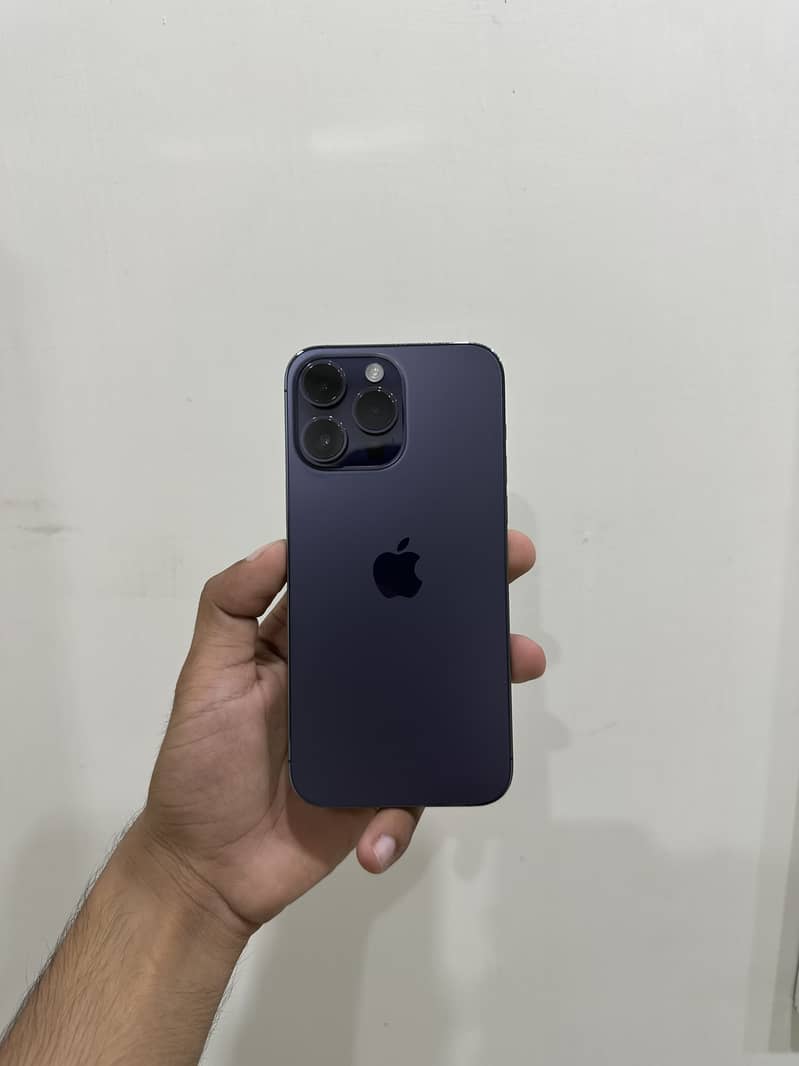 Apple iPhone 14 Pro Max 0