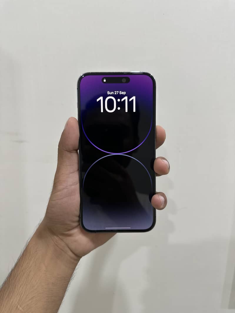 Apple iPhone 14 Pro Max 1