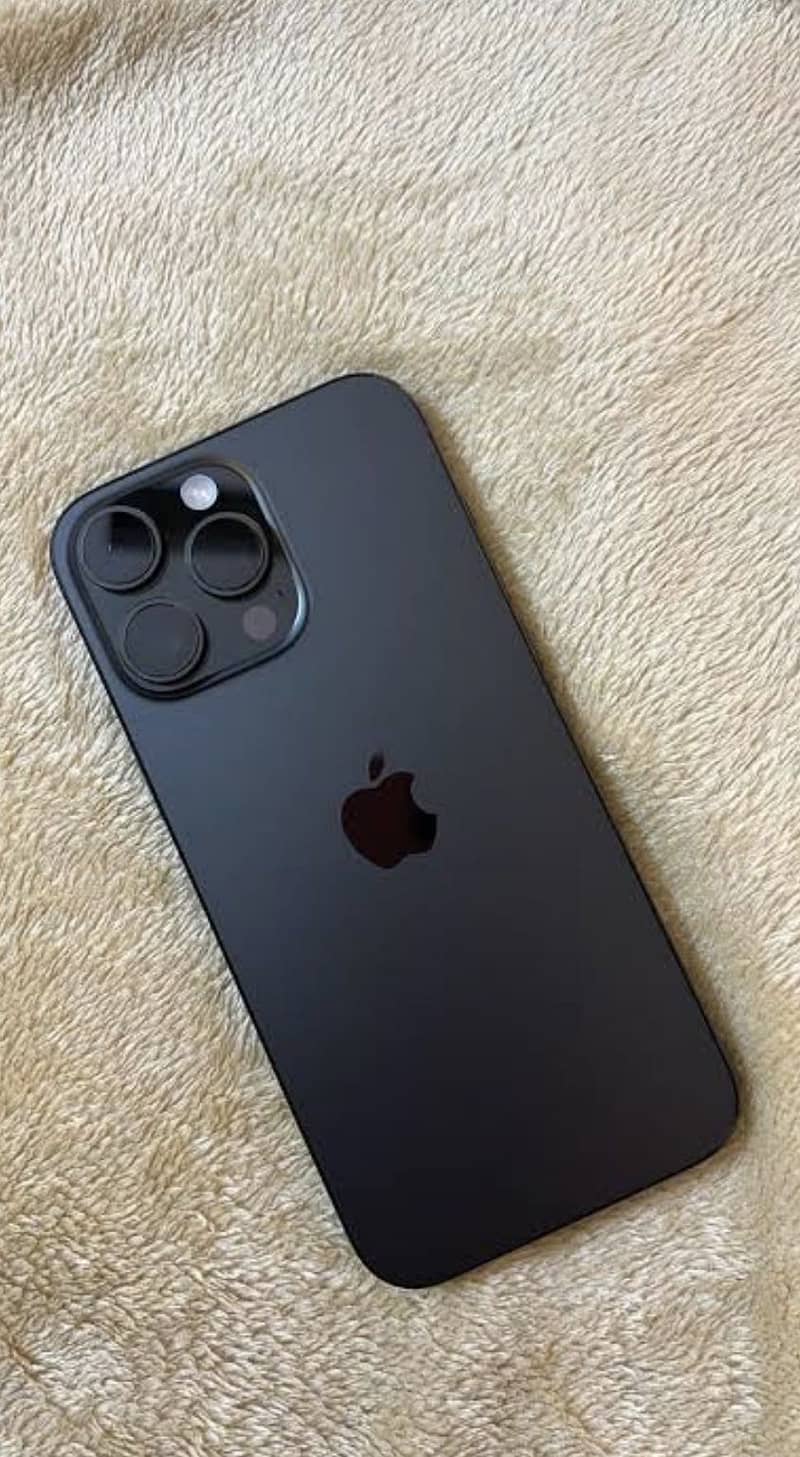 Apple iPhone 16 Pro Max 0