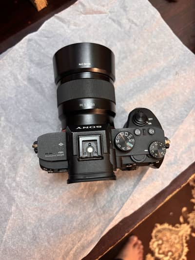 Sony A7iii for sale in fresh condition with sony 50 mm 1.8 lense