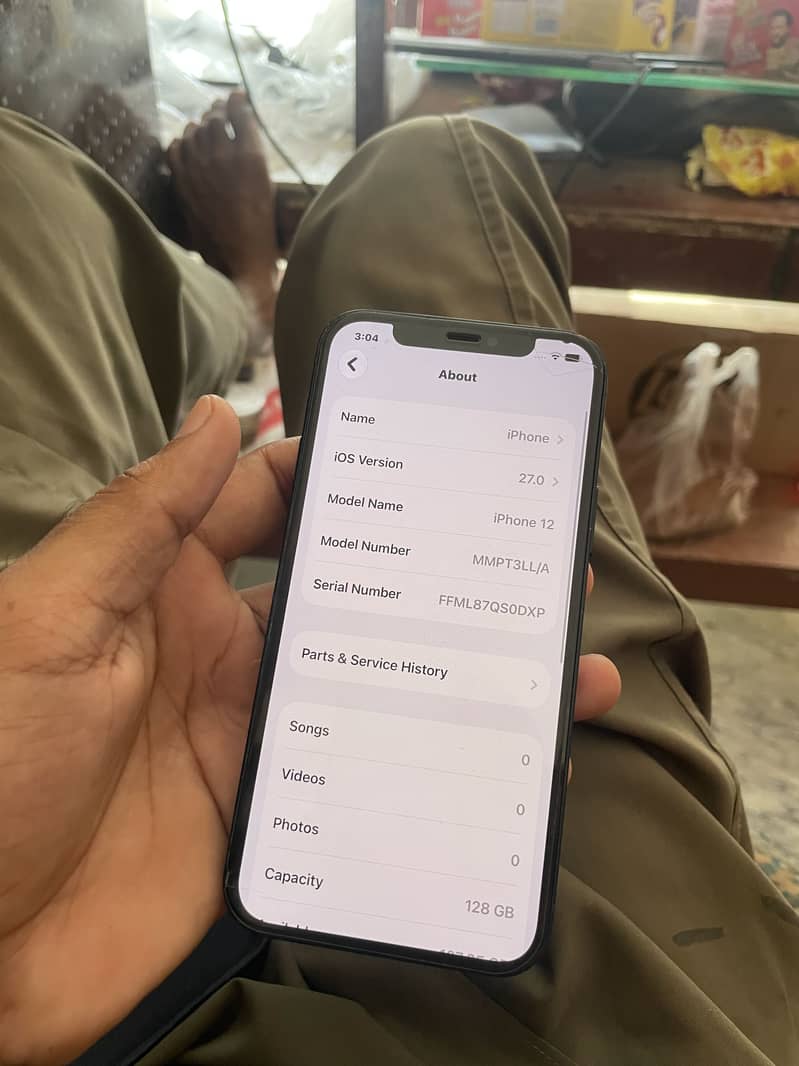 Apple iPhone 12 1