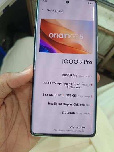 Vivo iQOO 9 Pro Snapdragon 8 Gen 1 Camera Beast 03044643225 Call
