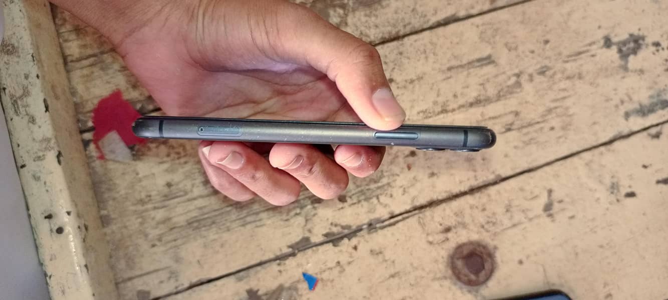 Apple iPhone 11 2