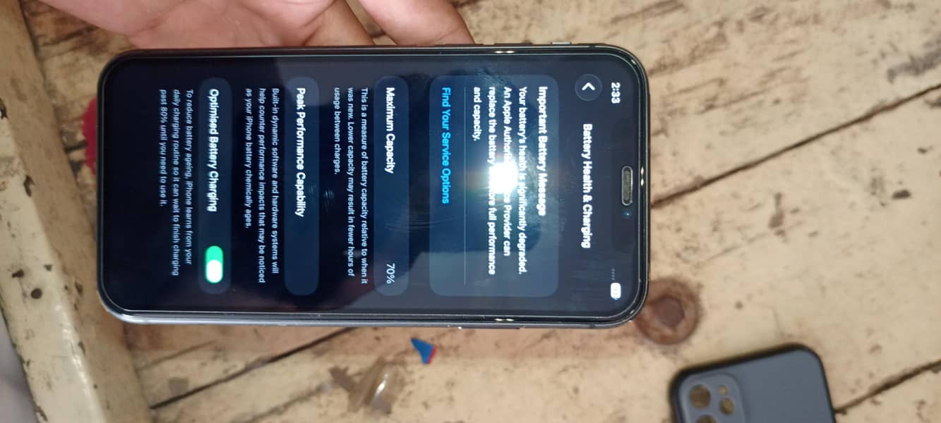 Apple iPhone 11 4