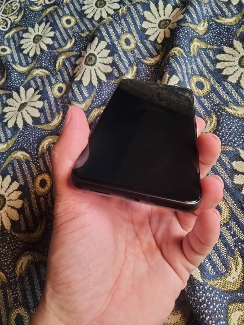 Google pixel 8 1