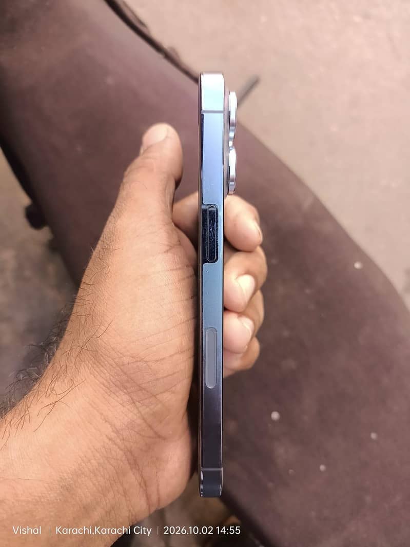 Apple iPhone 13 Pro 1