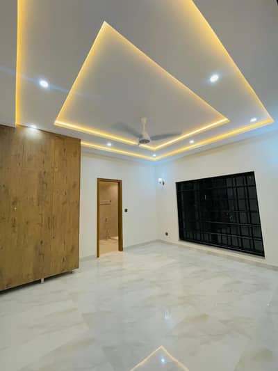 3 marla house available for rent in lahore villas