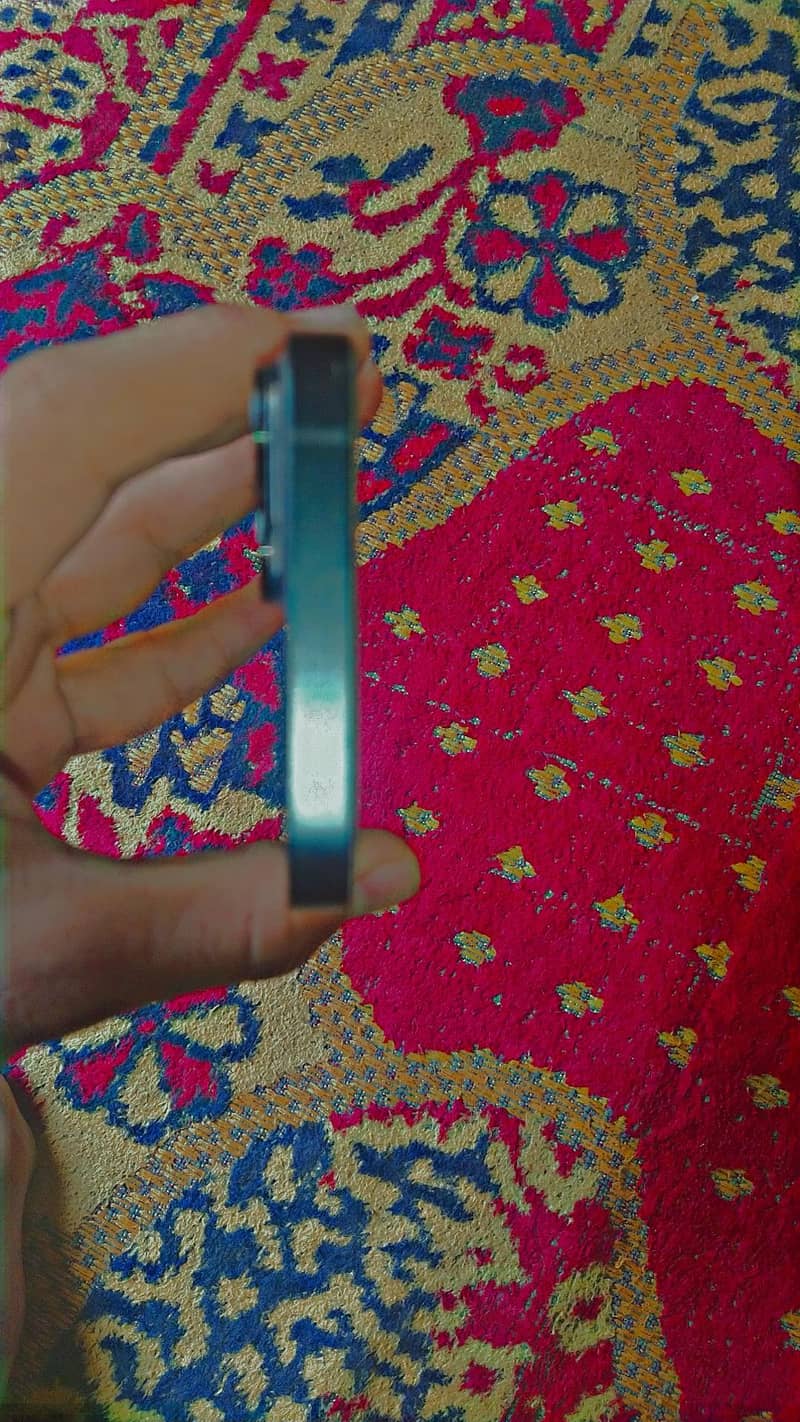 Apple iPhone 14 1