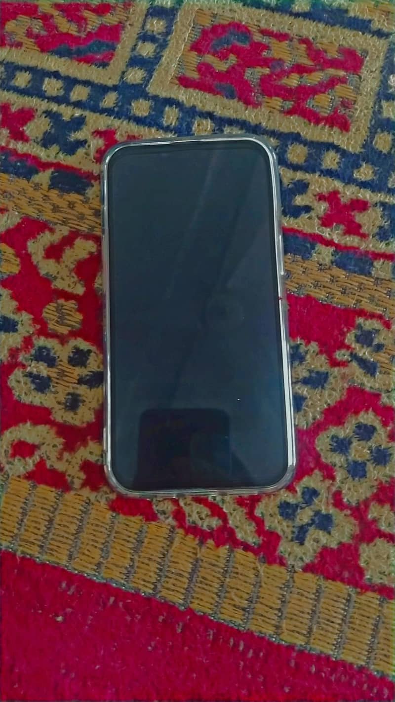 Apple iPhone 14 3