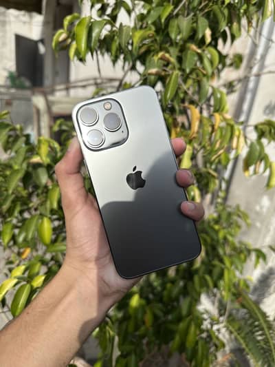 Apple iPhone 13 Pro