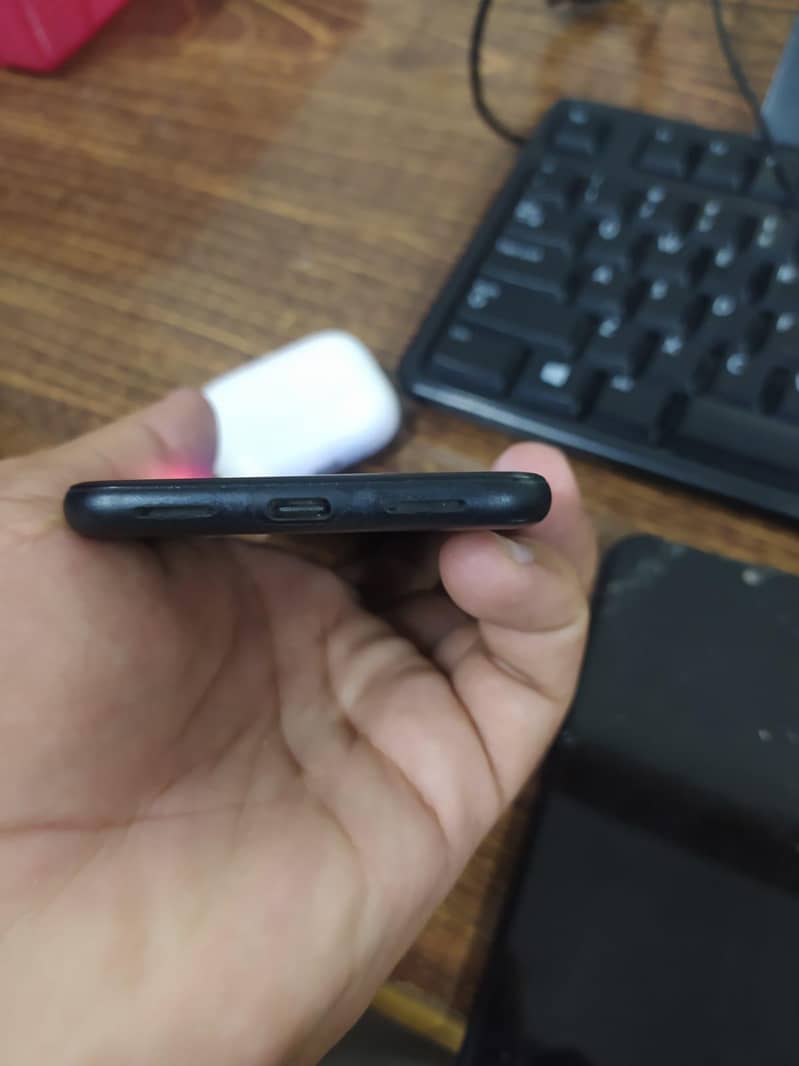 Google Pixel 5 2