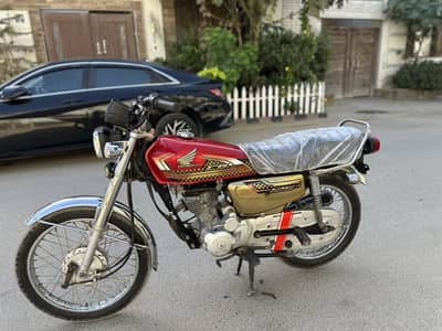 Honda 125 gold edition WhatsApp number 03292264339