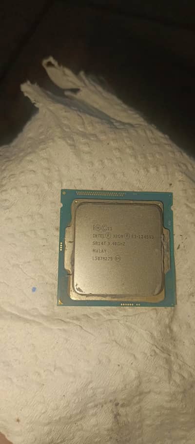 Intel Xeon E3 1245 v3 ( Equivalent of i7 4770 )