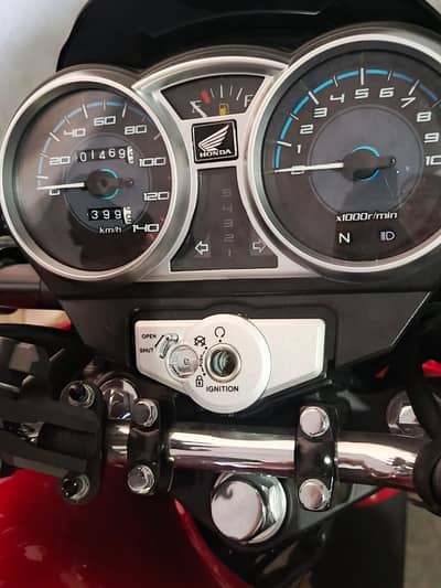 HONDA CB 150F