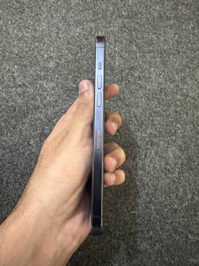 Iphone 15 pro max 1