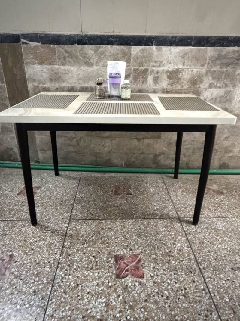 Dining table with 4 chairs 4