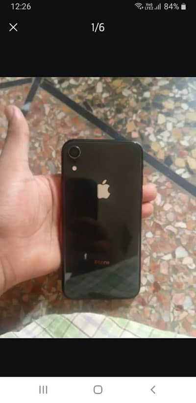 iPhone XR