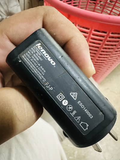 Lenovo ADL40WCC 20V-2A 5.2V-2A AC Power Adapter Charger