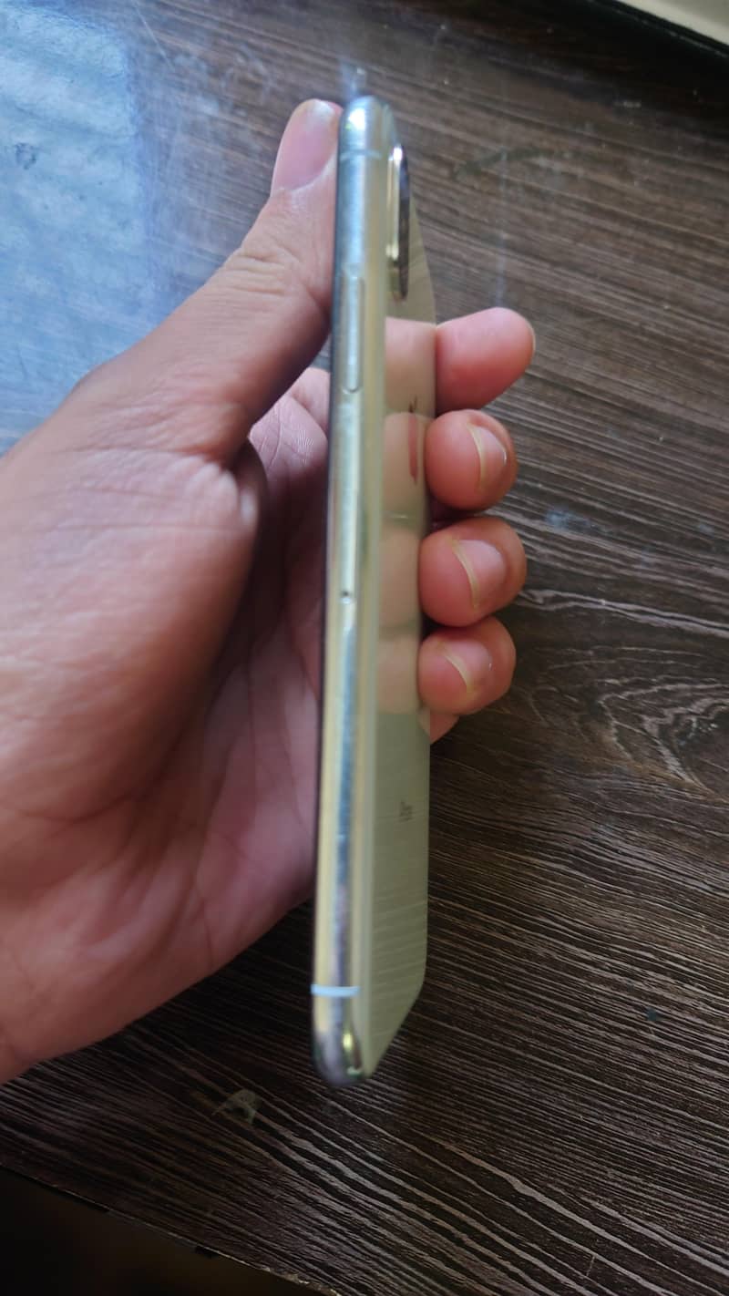 Apple iPhone X 1