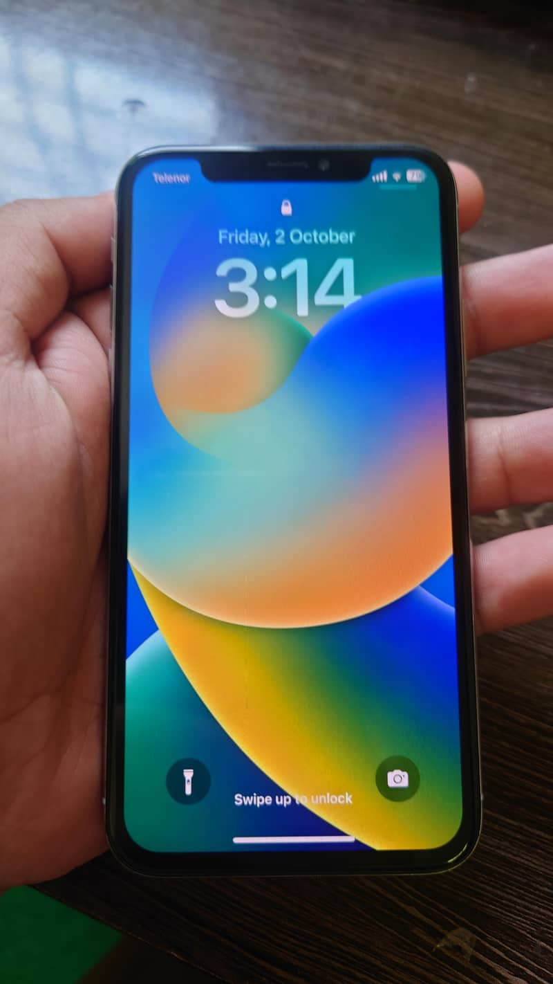 Apple iPhone X 3