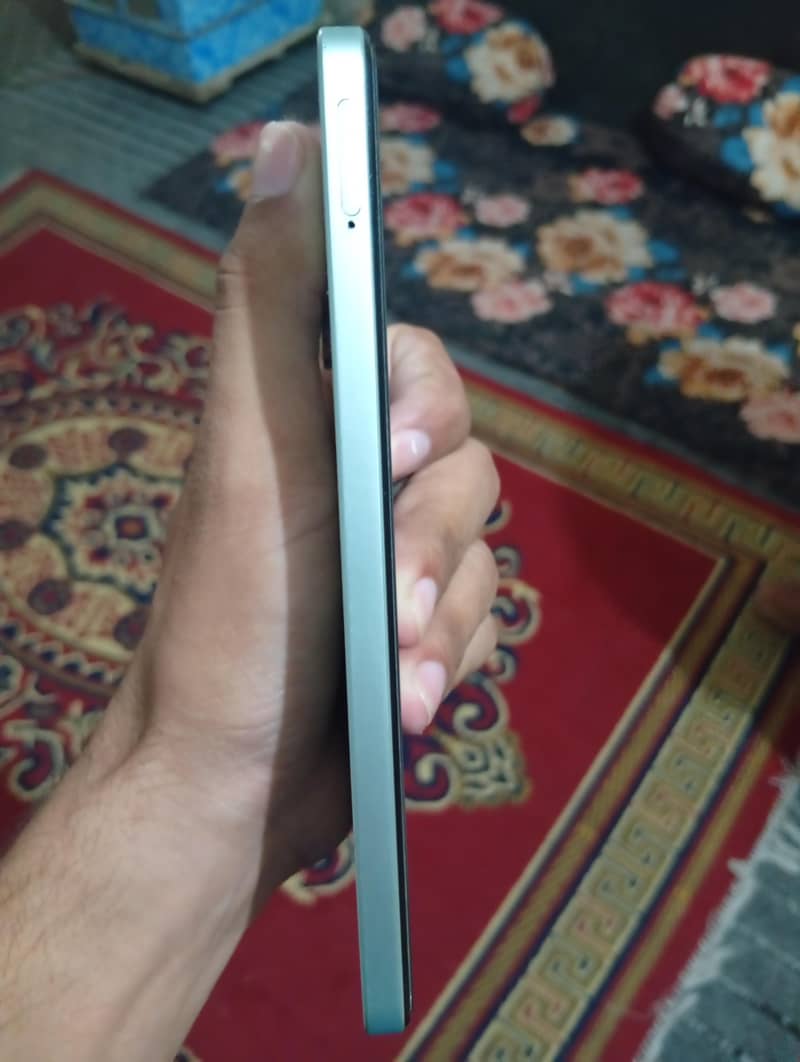 Realme Note 60x 4