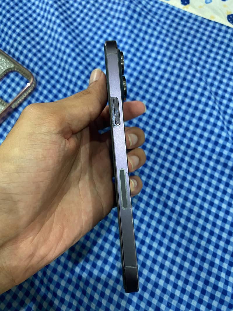 Apple iPhone 14 Pro Max 7