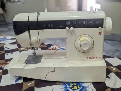 Model singer 2732