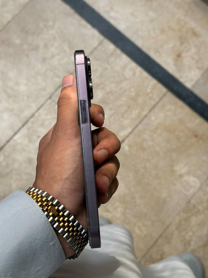 Apple iPhone 14 Pro Max 3