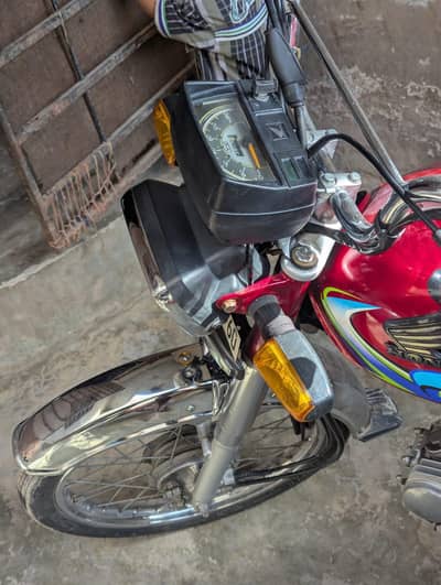 CD 70 bike