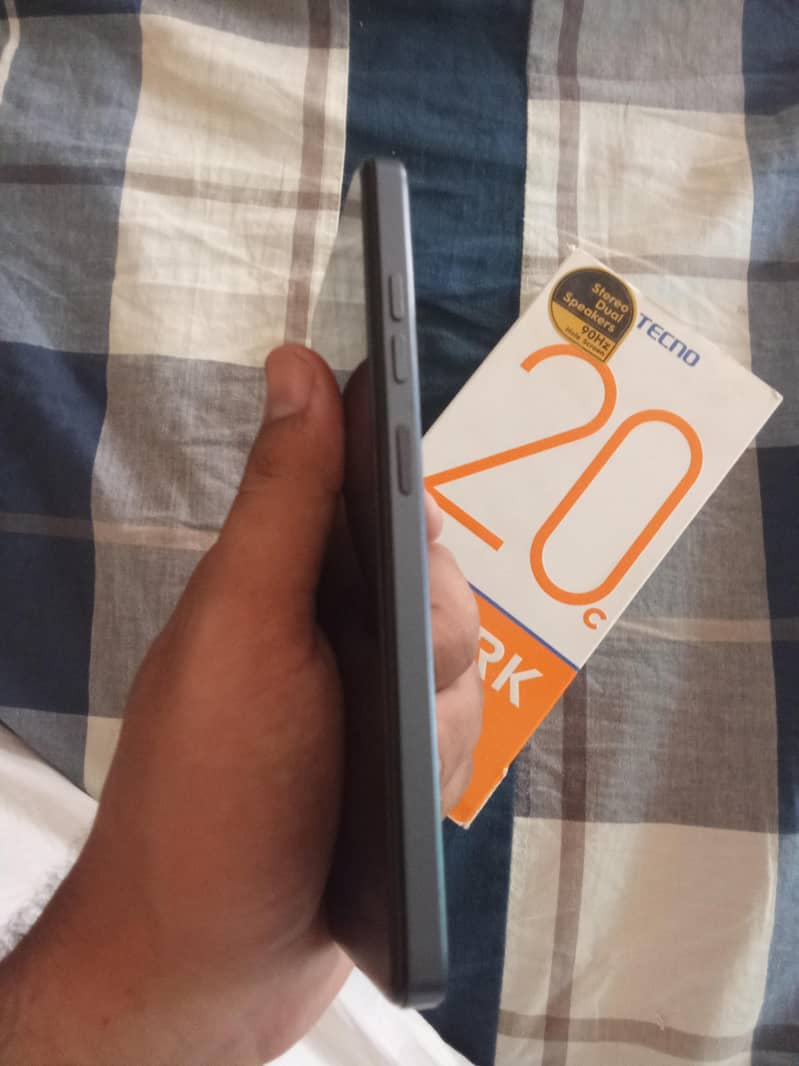 Tecno Spark 20C 1