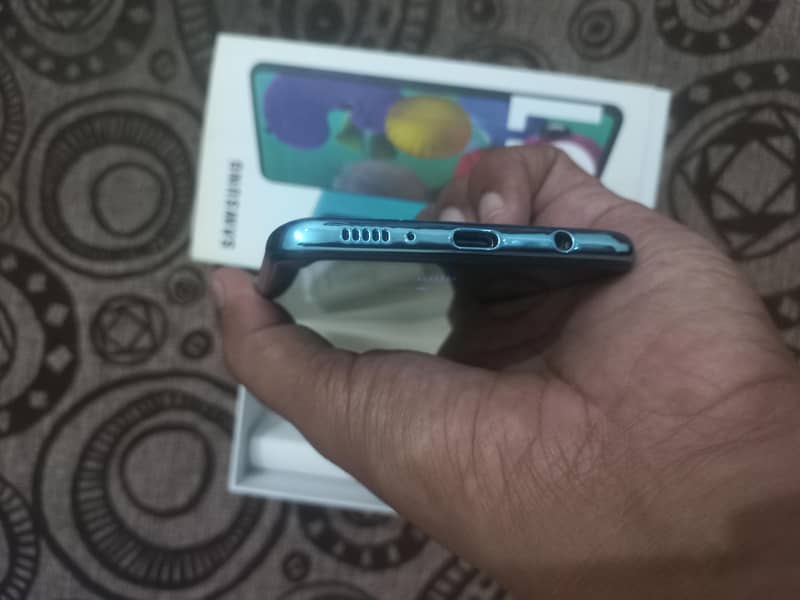 Samsung A51 5