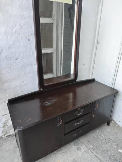 Dressing Table in Shesham Wood