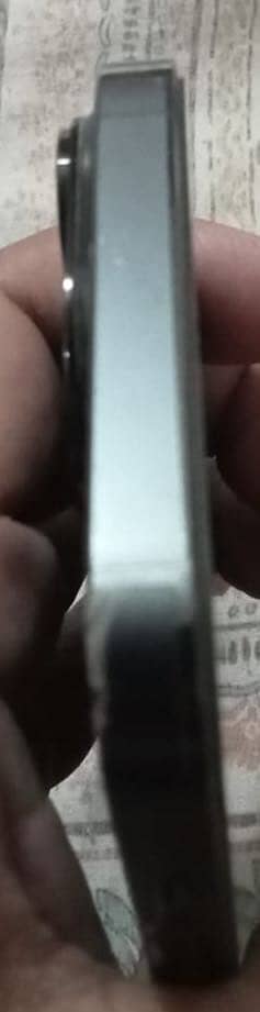 Apple iPhone 13 Pro 1