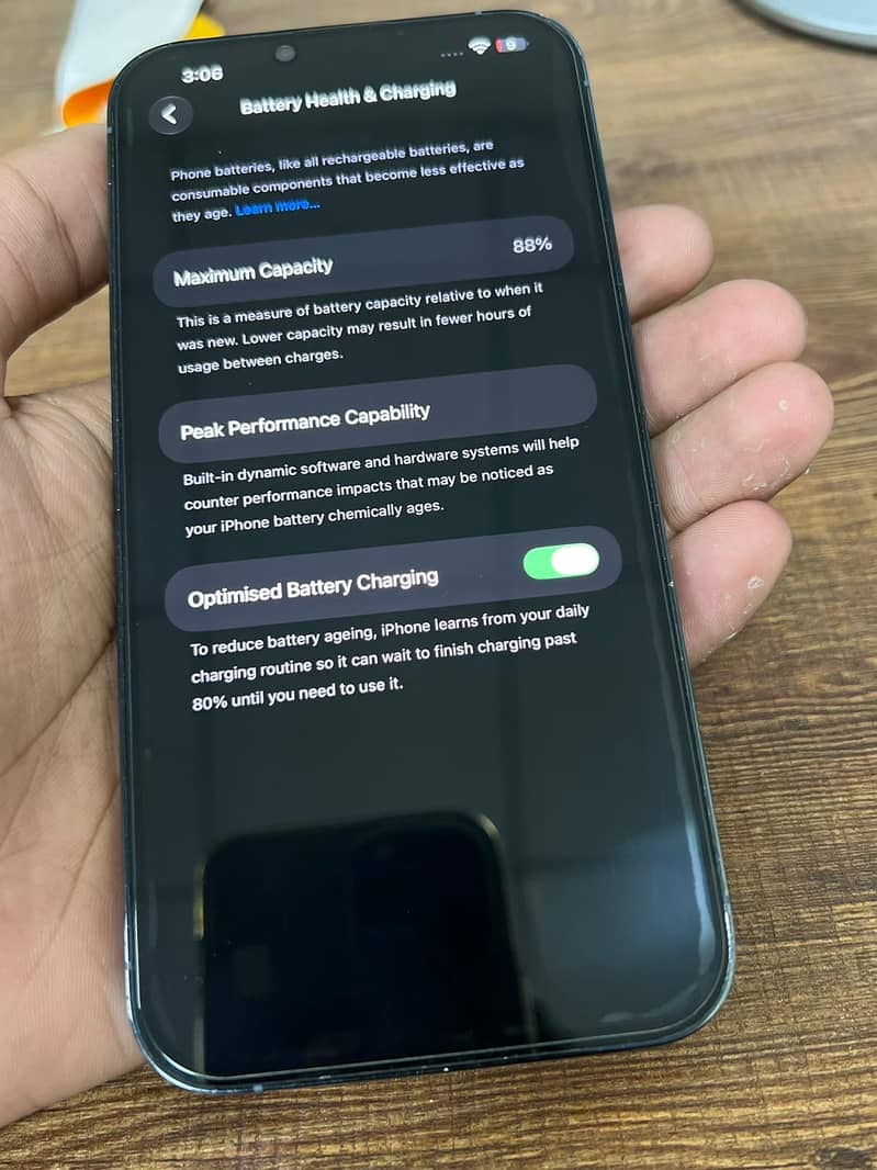 Apple iPhone 13 Pro Max 0